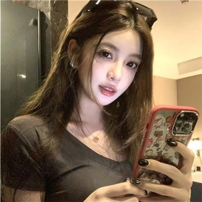 百合熊风暴海报